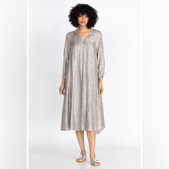 Calme by Johnny Was Animal Print Puff Sleeve Kaftan Maxi Dress Boho Chic Sm NWT - Picture 3 of 10